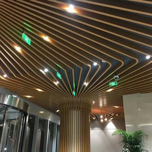 鋁蜂窩板跟鋁扣板哪種好-客廳鋁蜂窩板廠家講講鋁蜂窩板優點有哪些