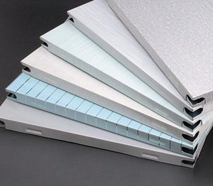 生產鋁扣板吊頂廠-機房為什么用防靜電鋁扣板吊頂