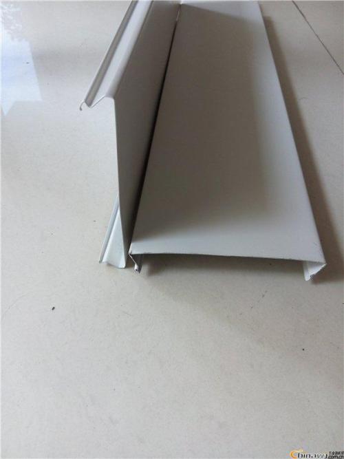 型條鋁扣板天花-H型密閉式條扣天花產品特點