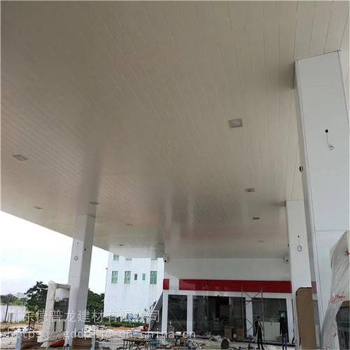 加油站鋁扣板吊頂-加油站防風鋁扣板廠家怎么找