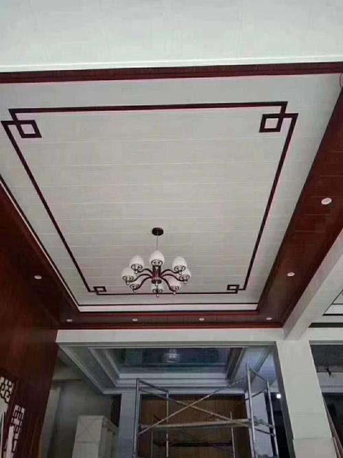 造型集成圓吊頂-入戶式玄關(guān)安裝集成吊頂?shù)姆椒? title=