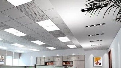 集成吊頂啥時候安-客廳安不安裝吊頂